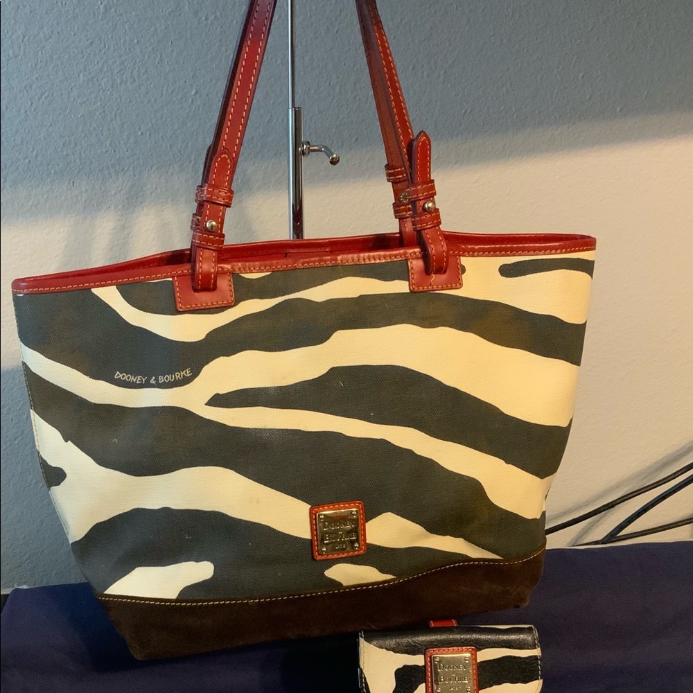 Dooney and Bourke Handbag
